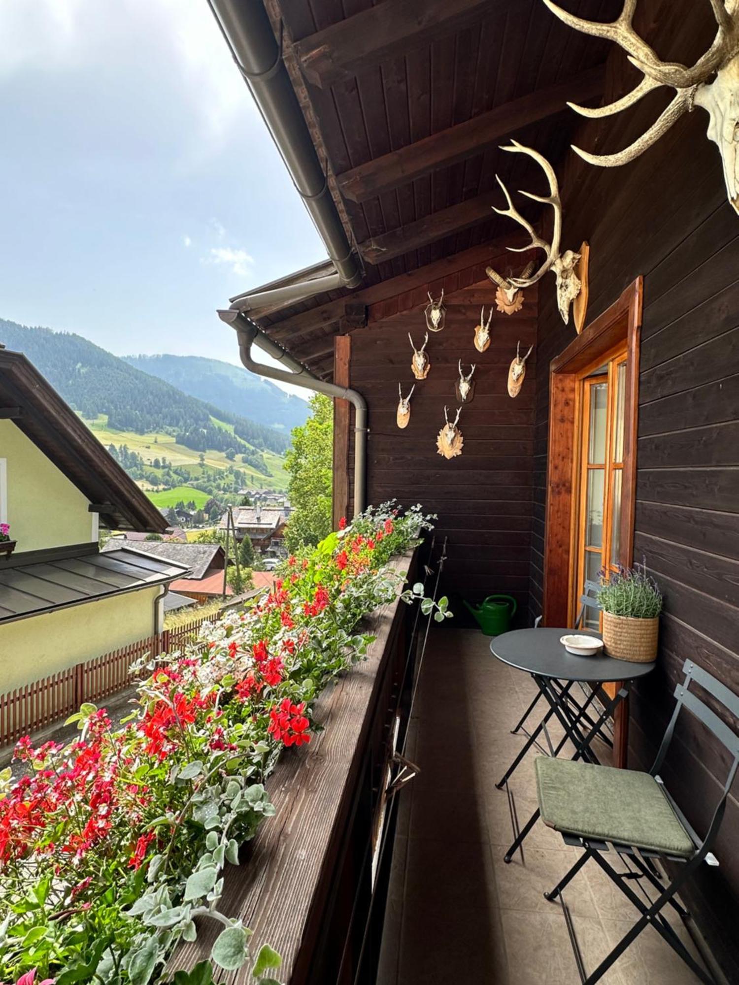 Haus Wagner Apartment บาด ไคลน์เคิร์ชไฮม์ ภายนอก รูปภาพ